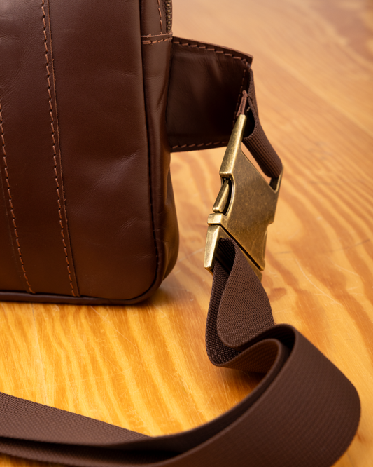 Sling Bag in Brown