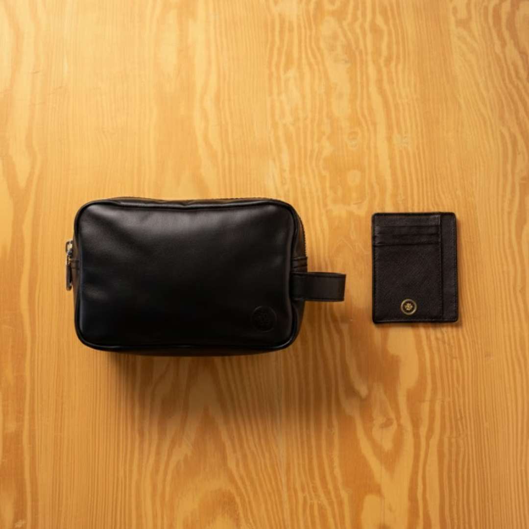 The Explorer Classic Black Bundle